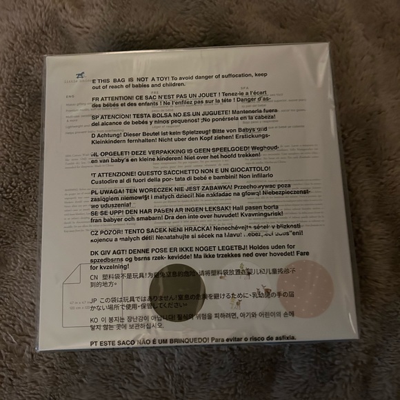 Little Unicorn 🦄 Cotton Muslin Blankets for baby - Picture 4 of 4